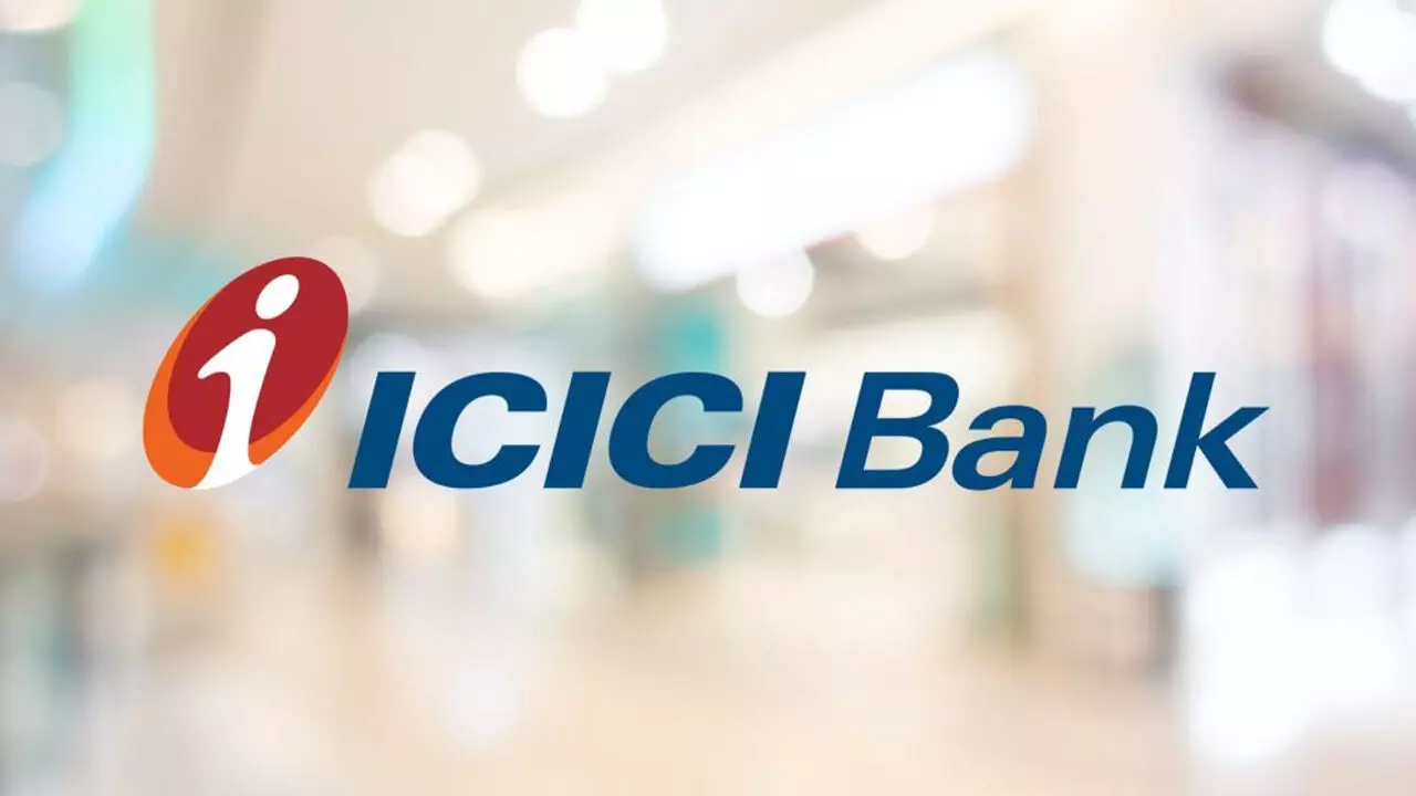 ICICI Bank Hikes Minimum Savings Account Balance: ICICI Bank का बड़ा झटका! अब Savings Account में रखना होगा ₹50,000, वरना लगेगा भारी चार्ज