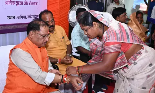 CM साय को बहनों ने बांधी राखी, बोले- रक्षाबंधन भाई-बहन के स्नेह और विश्वास का प्रतीक