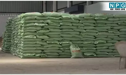 CG Kisan Update: महासमुंद में 15 हजार टन खाद अब भी स्टॉक में, कलेक्टर ने दिए सख्त निगरानी और जब्ती के आदेश