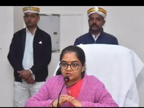 IAS महिला अधिकारी को पति की होटल कारोबारी से दोस्ती पड़ी महँगी... IAS ने कराया एफआईआर दर्ज, जाने क्या है मामला