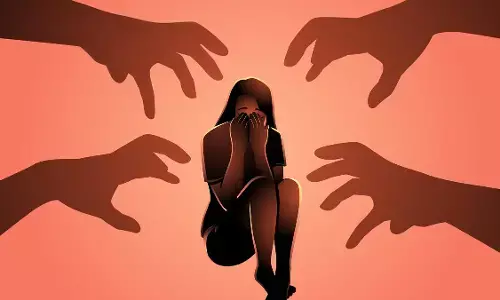 Uttar Pradesh Rape News : बलरामपुर में पुलिस चौकी से महज 20 मीटर दूर मूक बधिर लड़की के साथ हुआ Rape, पहले बनाया बंधक फिर बारी-बारी से की घिनौनी हरकत