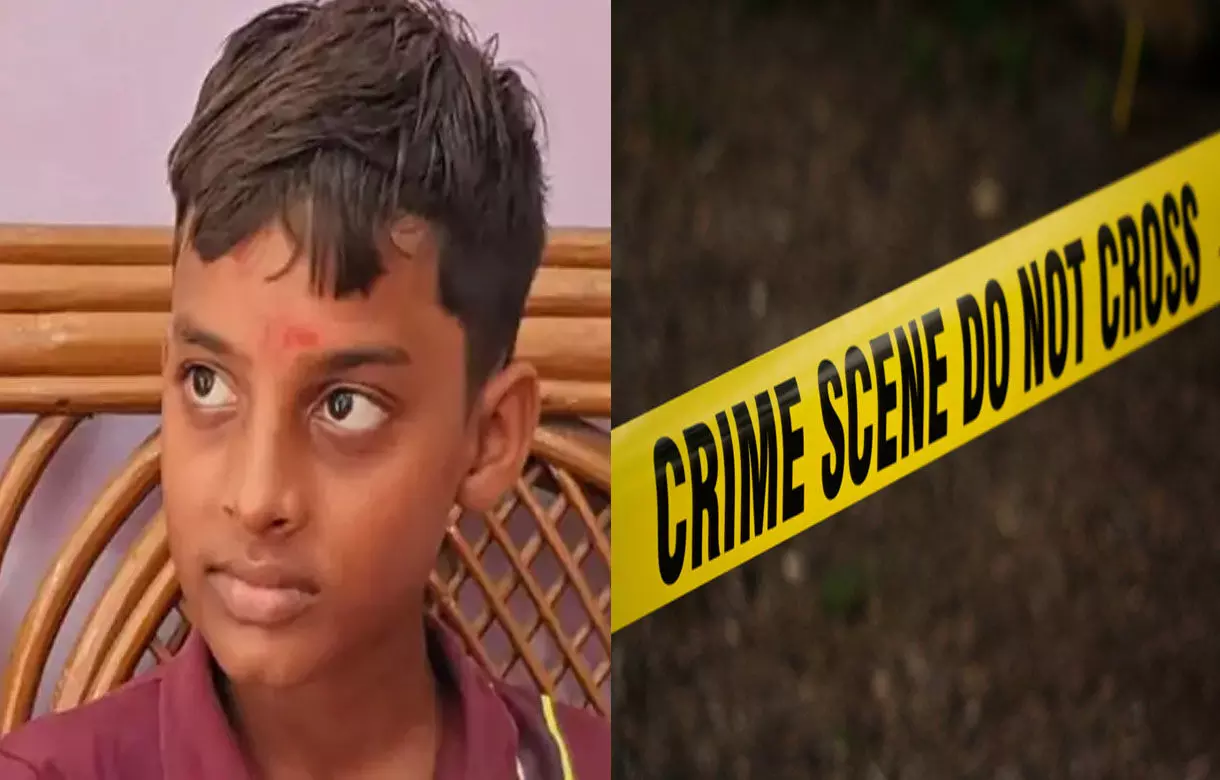 CG School News: स्कूल में मिला छात्र का शव, 13 वर्षीय चिन्मय 15 दिन से था लापता, कमरे में पड़ी थी छत-विक्षत लाश, मर्डर के बाद शव छिपाने की आशंका CG School News: स्कूल में मिला छात्र का शव, 13 वर्षीय चिन्मय 15 दिन से था लापता, कमरे में पड़ी थी छत-विक्षत लाश, मर्डर के बाद शव छिपाने की आशंका