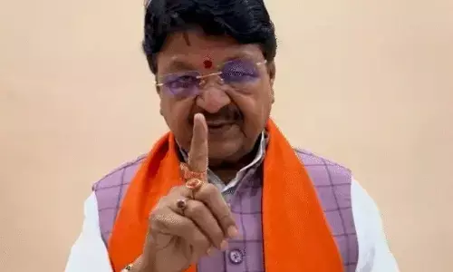 MP NEWS : SIR को लेकर मंत्री विजयवर्गीय का कांग्रेस पर तिखा पटलवार.. राहुल गांधी से किया ये सवाल, झूठा नैरेटिव बनाने का लगाया आरोप