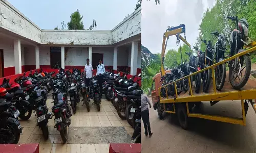 Raipur News: स्टंटबाजों पर बड़ी कार्रवाई, नवा रायपुर में 40 पुलिसकर्मियों की टीम ने घेरकर 128 बाइकर्स को पकड़ा...