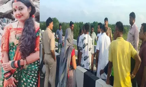 Raipur News: मायके आई महिला ने महानदी में लगाई छलांग, पुल पर मिली स्कूटी और दुपट्टा...रेस्क्यू टीम तलाश में जुटी...