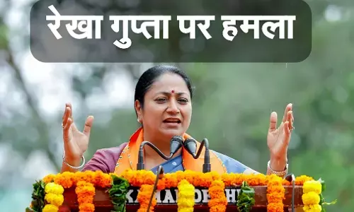 CM Rekha Gupta Attacked: दिल्ली की सीएम रेखा गुप्ता पर हुआ हमला, जनसुनवाई के दौरान हुई घटना..... जानिए अब कैसी हैं CM