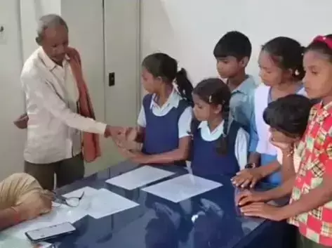 MP NEWS : प्रिंसिपल है या जल्लाद... 5वीं की छात्रा... ... MP Top News 23 August: राजनीति से अपराध तक, पढ़ें मध्य प्रदेश की 10 बड़ी खबरें सिर्फ यहां