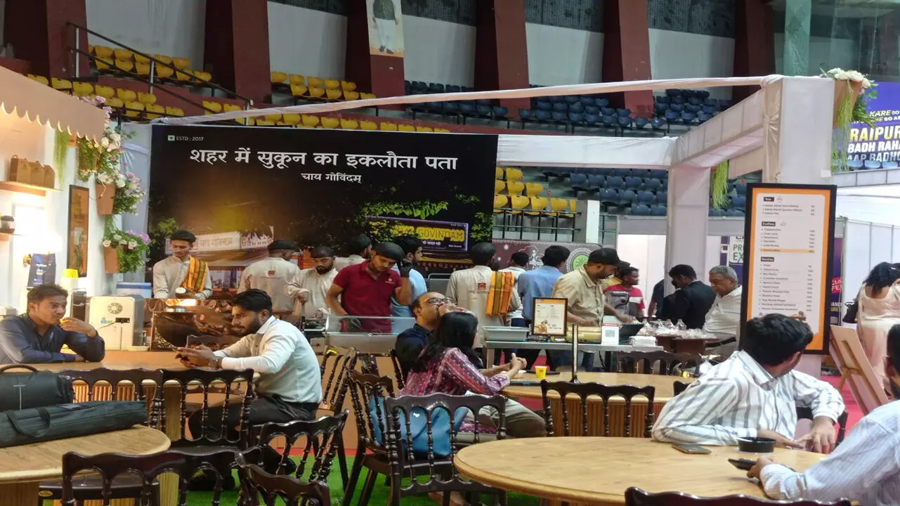 CG News: क्रेडाई प्रॉपर्टी एक्सपो में हुई दूसरे दिन काफी अच्छी बुकिंग, जरूरत के मुताबिक फ्लैट, बंगला, मकान, विला, प्लाट व कमर्शियल स्पेस पाकर खुश हुए बायर्स