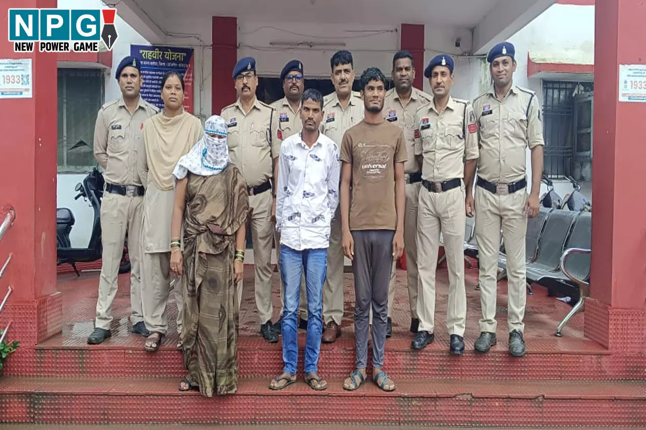 CG Crime News: पिता की सुपारी, शराब में चूहा मार दवाई मिलाकर पिलाये, मौत होने पर सिर पर पटका पत्थर, फिर पहचान छुपाने पेट्रोल डालकर लगा दी आग...