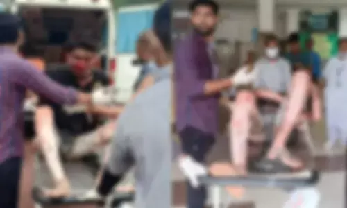 CG News: वंदे भारत ट्रेन की सफाई के दौरान भयावह हादसा, OHE लाइन की चपेट में आकर कर्मी बुरी तरह झुलसा