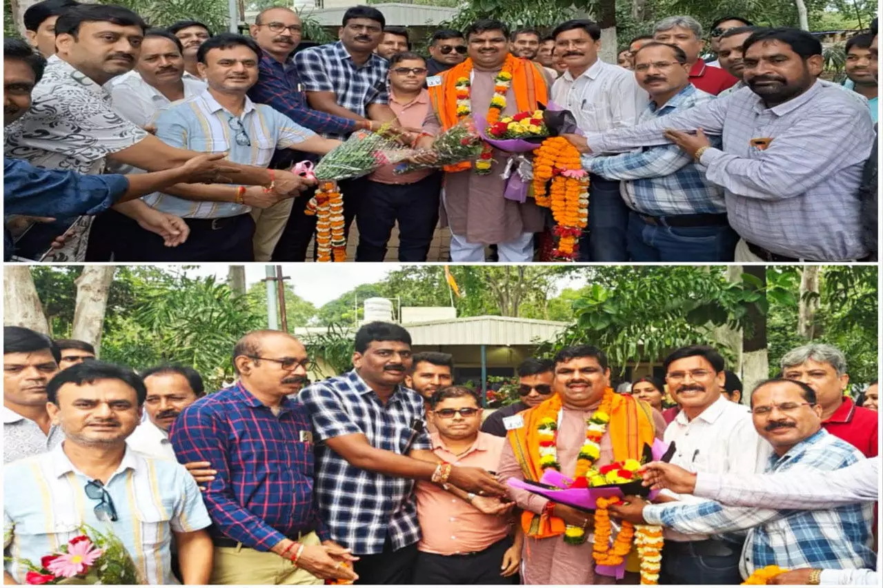 Teacher News: CG के नये शिक्षामंत्री से शालेय शिक्षक संघ ने की मुुलाकात, शिक्षा विभाग को पटरी पर लाने की जताई उम्मीद...