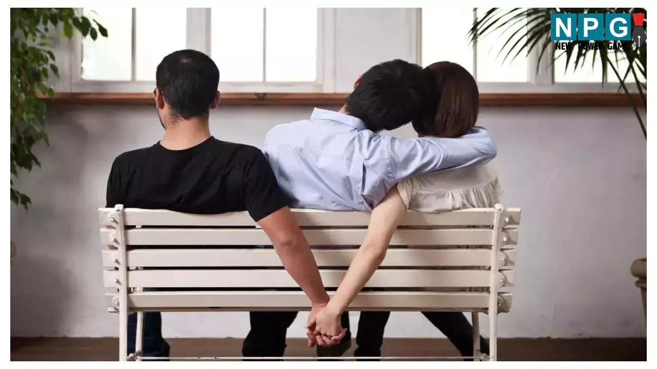 Rampur Viral News: 15 दिन पति और 15 दिन प्रेमी के साथ रहूंगी...  महिला ने रखा अजीबोगरीब प्रस्ताव