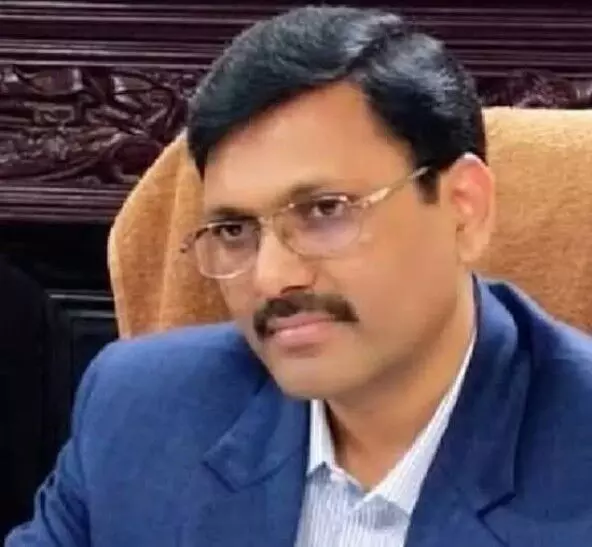 IAS Anjaneya Kumar Singh News: जानिए कौन है 7 बार एक्सटेंशन पाने वाले IAS आंजनेय कुमार सिंह? आजम खान के किले को ढहाया.. CM के करीबी अफसरों में है शुमार