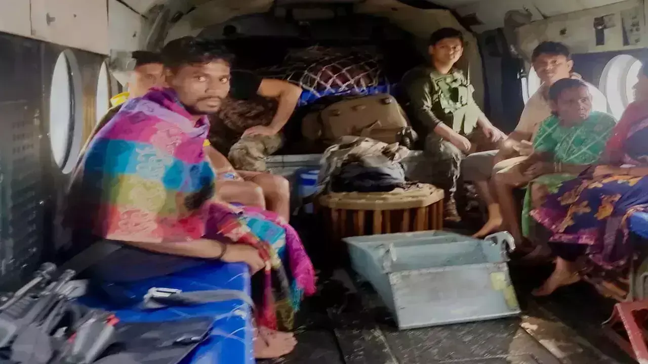 CG News: वायुसेना के जाबांजों ने दिखाया पराक्रम:... ... CG Top News 28 August: छत्तीसगढ़ की ताज़ा खबरें, टॉप CG News, राजनीति से अपराध तक, पढ़ें छत्तीसगढ़ की हर बड़ी खबर