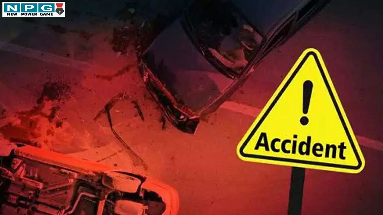 CG News: सड़क पर बैठे मवेशियों को बचाने की कोशिश में तेज रफ्तार कार अनियंत्रित होकर डिवाइडर से टकराई, एक की मौत, तीन गंभीर...