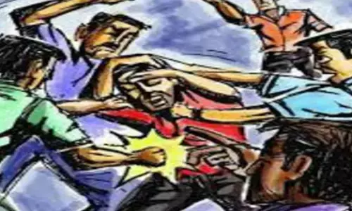 CG News: प्रेम विवाह से शुरू हुआ विवाद, पूर्व उप सरपंच की दुश्मनी में हुआ बलवा, महिलाओं ने भी जमकर भांजी लाठियां, पुलिस ने 11 लोगों को किया गिरफ्तार