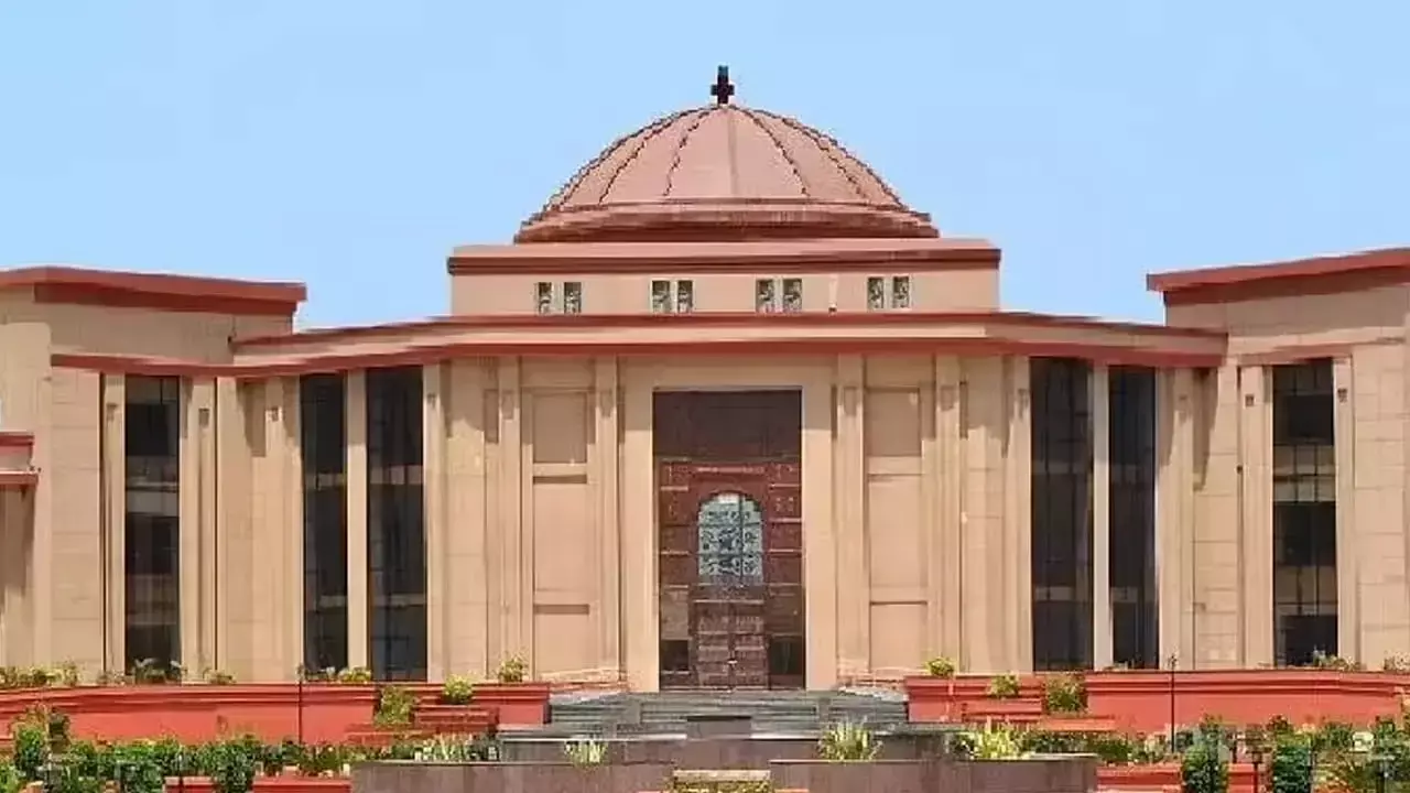 Bilaspur High Court: भगवान भरोसे पुलिस और परिवार: हाई कोर्ट ने राज्य सरकार से शपथ पत्र के साथ मांगा जवाब