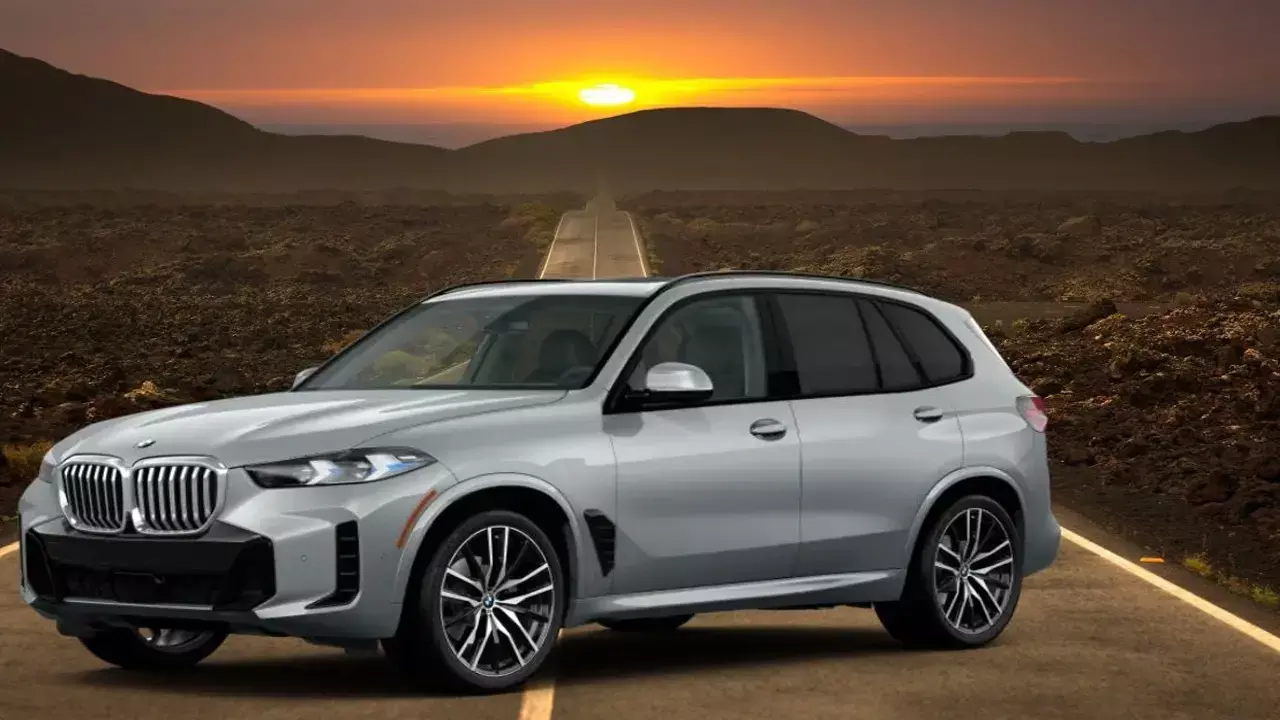 BMW X5 M Sport Pro Review in hindi: BMW X5 M Sport Pro भारत में लॉन्च: दमदार परफॉर्मेंस और लग्ज़री फीचर्स के साथ पेश, क्लाइमेट कंट्रोल फीचर के साथ और भी बहुत कुछ, जानिए भारत में कीमत