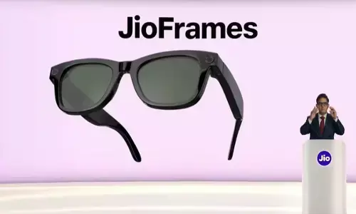 Jio Frames Smart Glasses Review in Hindi: Jio का नया स्मार्ट चश्मा: रीयल-टाइम ट्रांसलेशन और AI वॉइस असिस्टेंट के साथ, Meta को देगी टक्कर, जानिए भारत में कब होगी लॉन्च