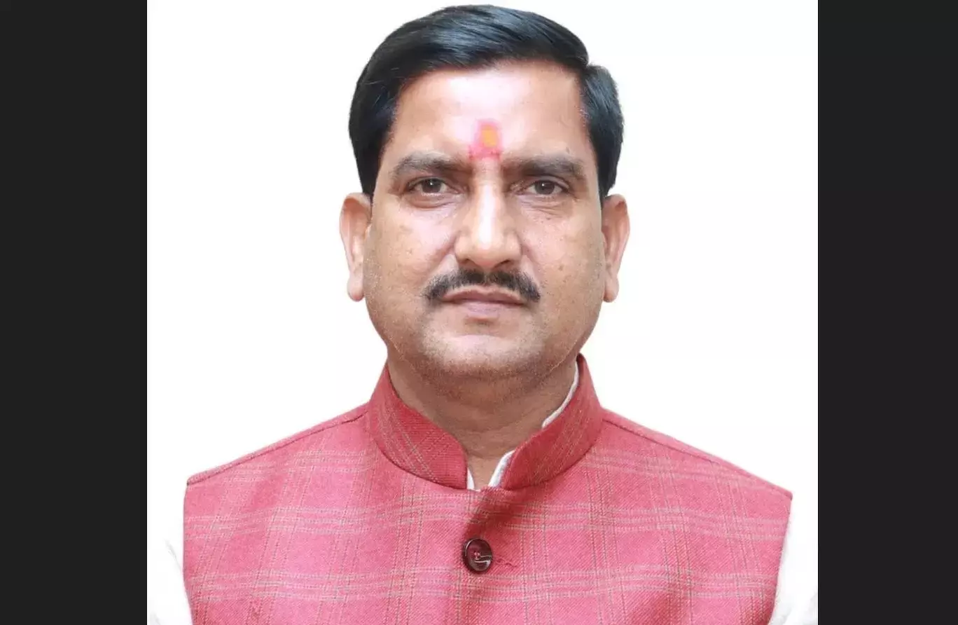 Bilaspur Breaking: तोखन साहू की पहल से छत्तीसगढ़ को रेलवे की सौगात, जानें किन स्टेशनों पर रुकेगी ट्रेनें