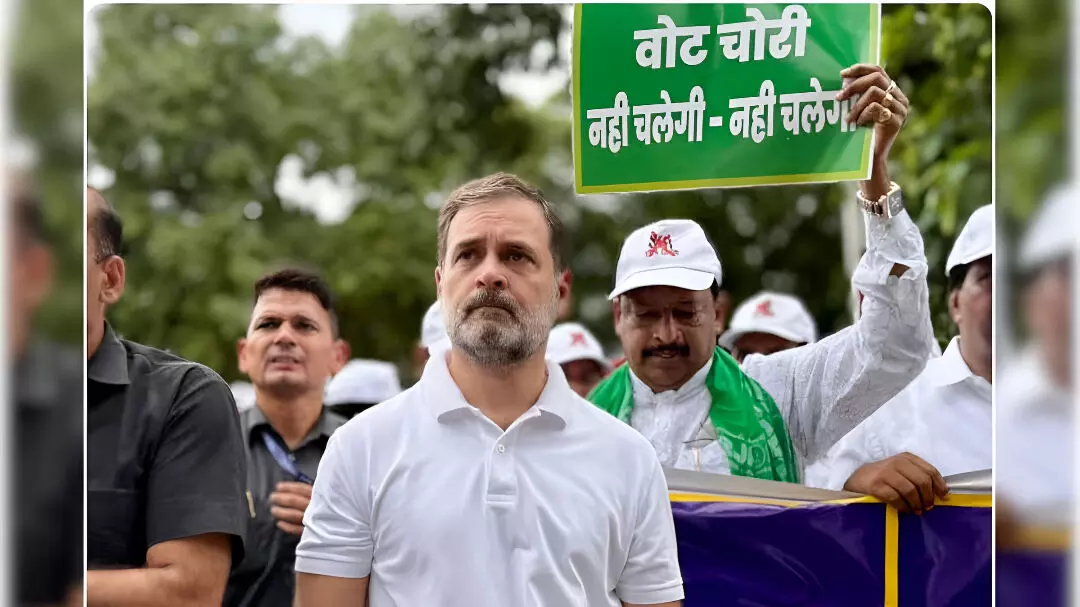 MP में राहुल गांधी के बयान पर सियासत गर्म: ‘हाइड्रोजन बम’ पर छिड़ा सियासी संग्राम; BJP-कांग्रेस आमने-सामने