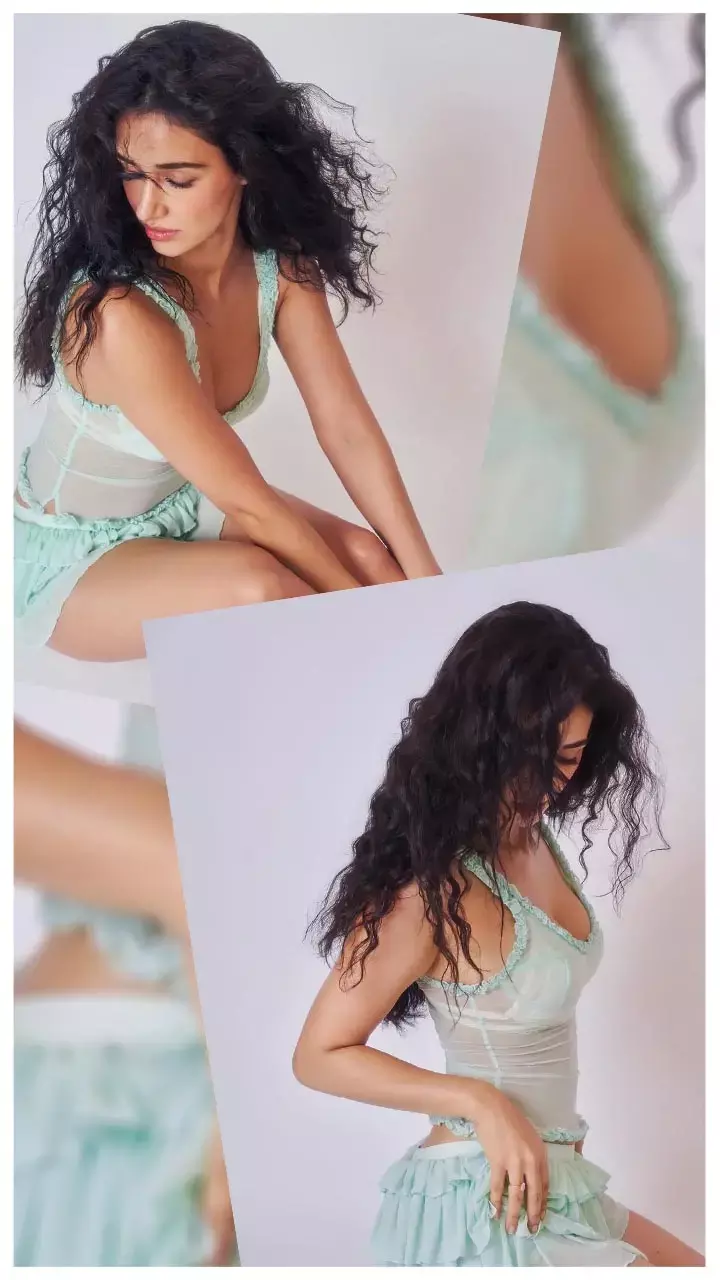 छोटे कपड़ों में कैमरे के सामने बोल्ड हुई Disha Patani, दिखा टोन्ड फिगर...