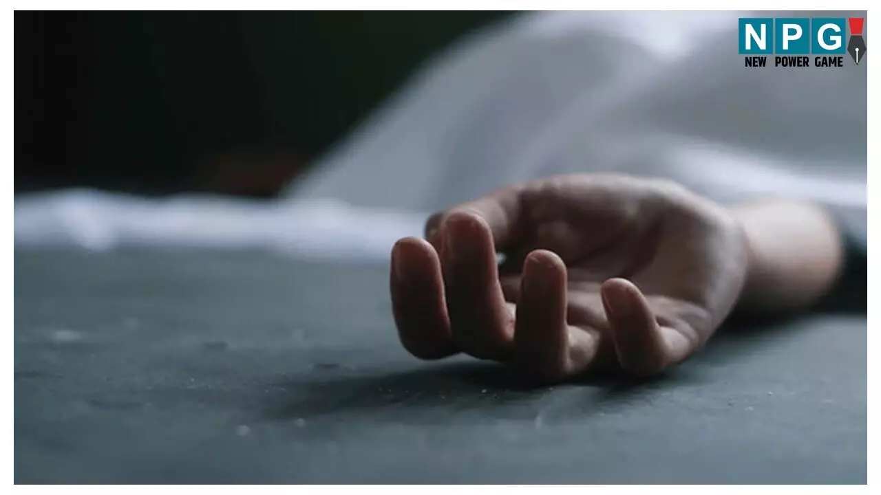 CG Suicide News: पंचायत सचिव ने फांसी लगाकर दी जान, एमपी के जंगल में मिला शव, इलाके में फ़ैली सनसनी