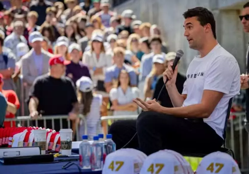 अमेरिकी एक्टिविस्ट चार्ली किर्क की गोली मारकर हत्या