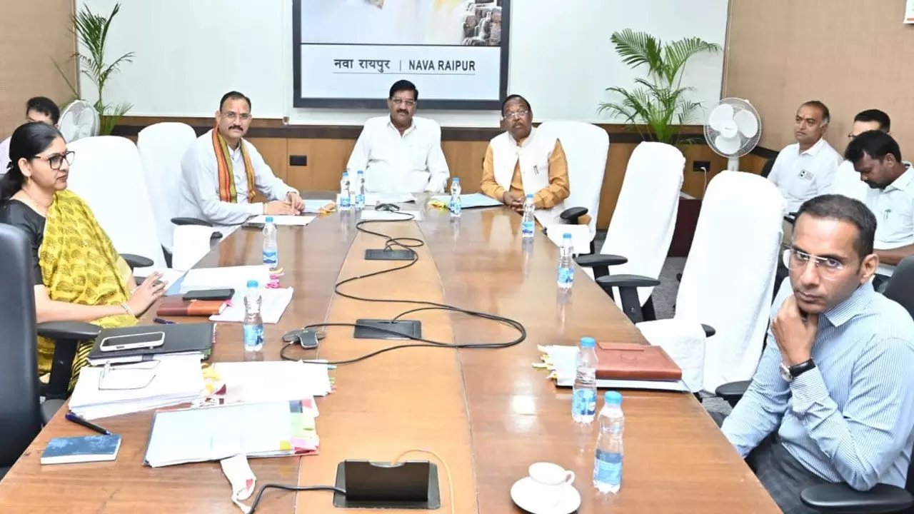 CG News: मंत्रिमंडलीय उप समिति की बैठक, पंजीकृत किसानों से होगी समर्थन मूल्य पर धान खरीदी...