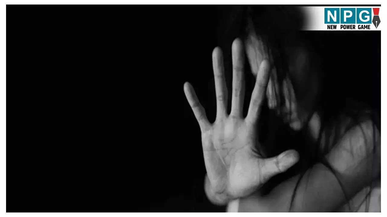 CG Crime News: दिल दहला देने वाली घटना: छत्तीसगढ़ में नाबालिग से गैंगरेप, बनाया वीडियो, वायरल करने की धमकी देकर करते रहे ब्लैकमेल...