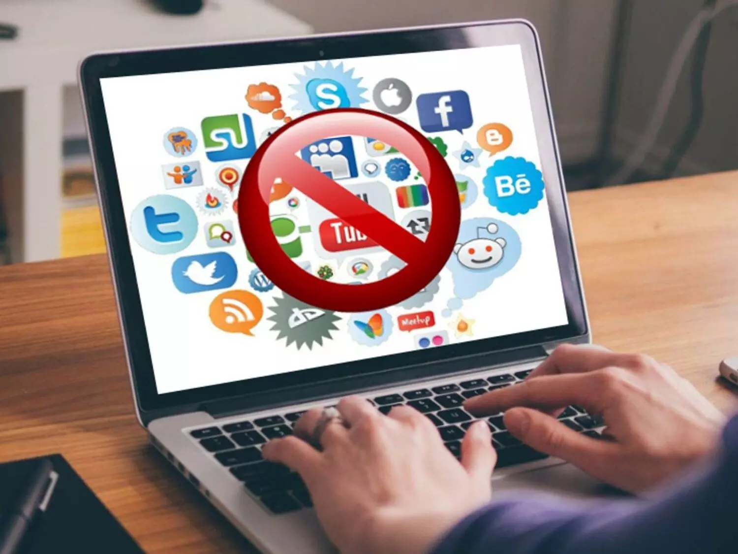 बड़ी खबर: सरकार ने ब्लॉक किए 100 से अधिक Social मीडिया हैंडल्स, अब से ये Apps नहीं करेंगे काम, जानिए क्या है कारण?