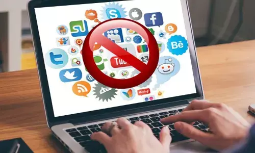 बड़ी खबर: सरकार ने ब्लॉक किए 100 से अधिक Social मीडिया हैंडल्स, अब से ये Apps नहीं करेंगे काम, जानिए क्या है कारण?