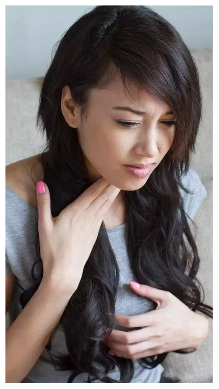 Acid Reflux Tips in Hindi: मुंह में लौट रहा पेट का एसिड? इंस्टेंट रिलीफ़ के लिए लें ये चीज...