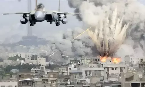 Pakistan Airstrike: पाक की नापाक हरकत! अपनी ही जनता पर किया हमला, फाइटर जेट से गिराए बम, 30 नागरिकों की मौत, जानिए पूरा मामला