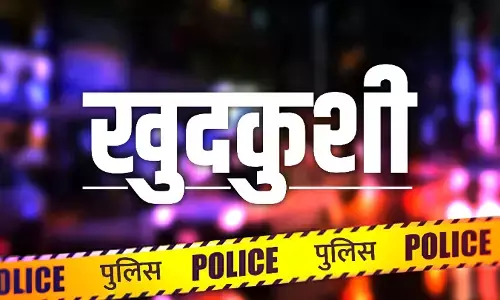 Gurugram Suicide: परीक्षा में कम नंबर आने पर पापा ने डांटा, 10वीं के छात्र ने गुस्से में 20वीं मंजिल से लगा दी छलांग, मौके पर मौत