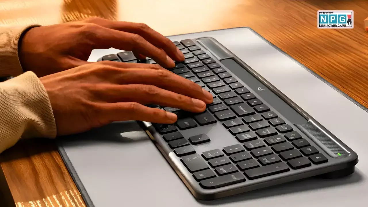 Logitech Signature Slim Solar Plus K980 Keyboard Unveiled News Hindi