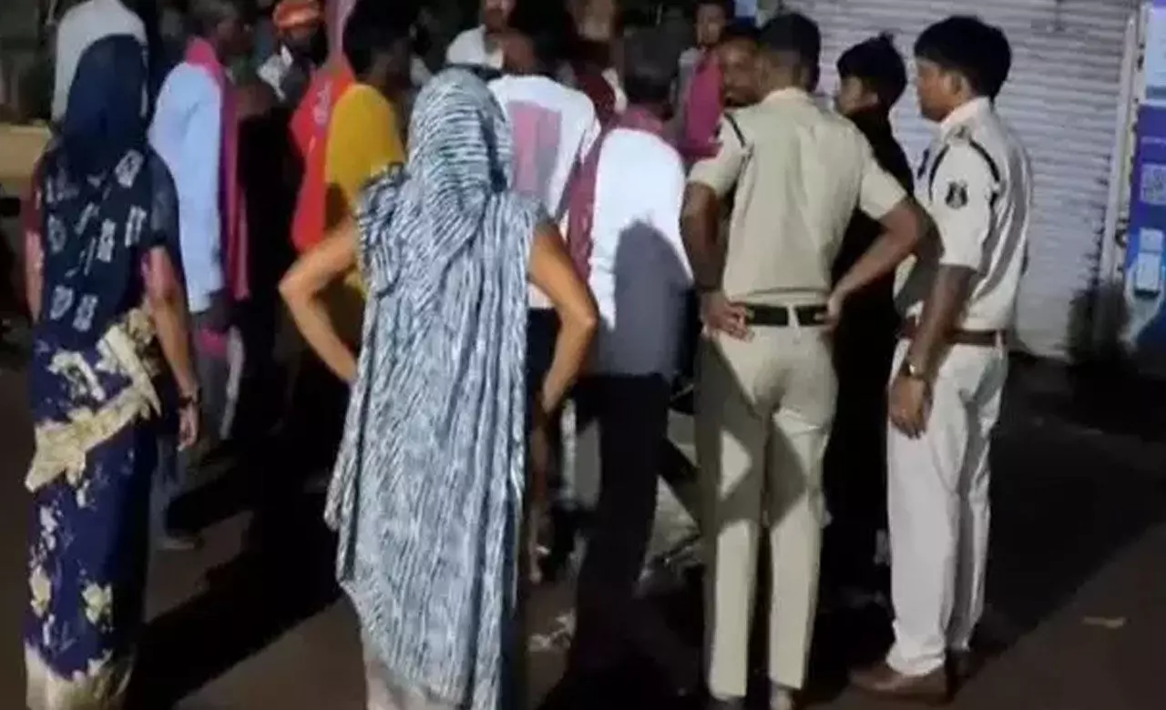 Bemetra News: सोशल मीडिया में समाज के खिलाफ आपत्तिजनक पोस्ट, युवक ने किया विरोध तो आरोपी ने चाकू मार कर उतार दिया मौत के घाट, समाज में आक्रोश...