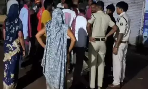 Bemetra News: सोशल मीडिया में समाज के खिलाफ आपत्तिजनक पोस्ट, युवक ने किया विरोध तो आरोपी ने चाकू मार कर उतार दिया मौत के घाट, समाज में आक्रोश...