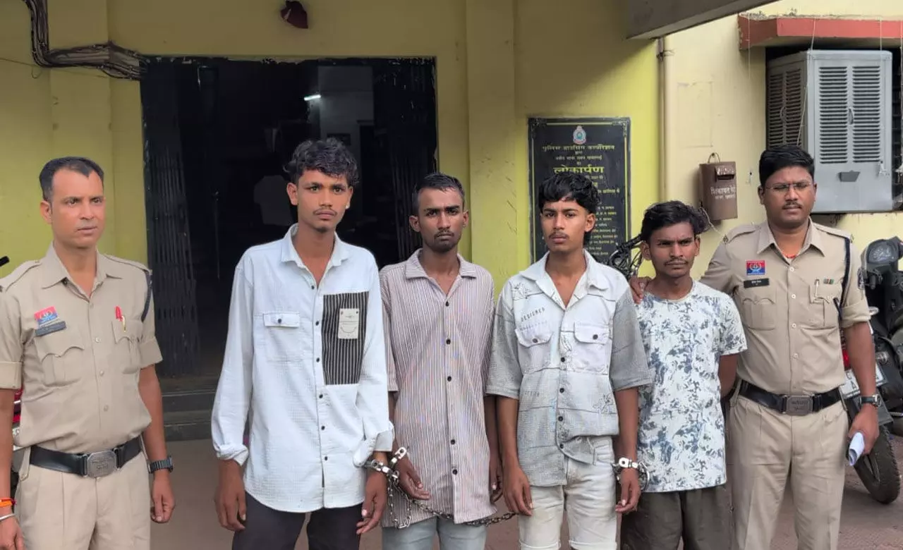 Raipur News: पटरी पर मिली लाश की गुत्थी सुलझी, 5 आरोपियों ने मिलकर उतारा था मौत के घाट, फिर आत्महत्या बताने शव को रख दिये थे पटरी के बीच....