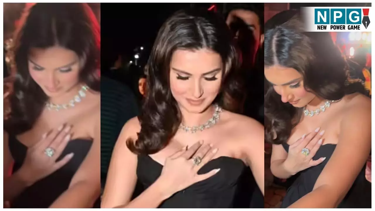 Tara Sutaria Oops Moment: भीड़ के सामने ऊप्स मोमेंट का शिकार हुई तारा सुतारिया! छुपते-छुपाते निकली, देखिए वीडियो... Tara Sutaria Oops Moment: भीड़ के सामने ऊप्स मोमेंट का शिकार हुई तारा सुतारिया! छुपते-छुपाते निकली, देखिए वीडियो...