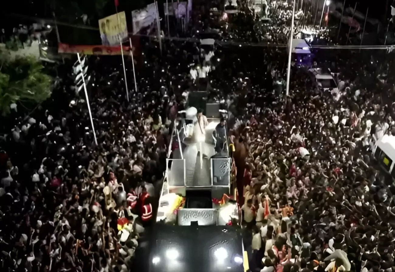 Vijay Karur Rally Stampede: तमिलनाडु में बड़ा हादसा, TVK पार्टी की रैली में भगदड़, 29 की मौत, 30 से ज्यादा घायल