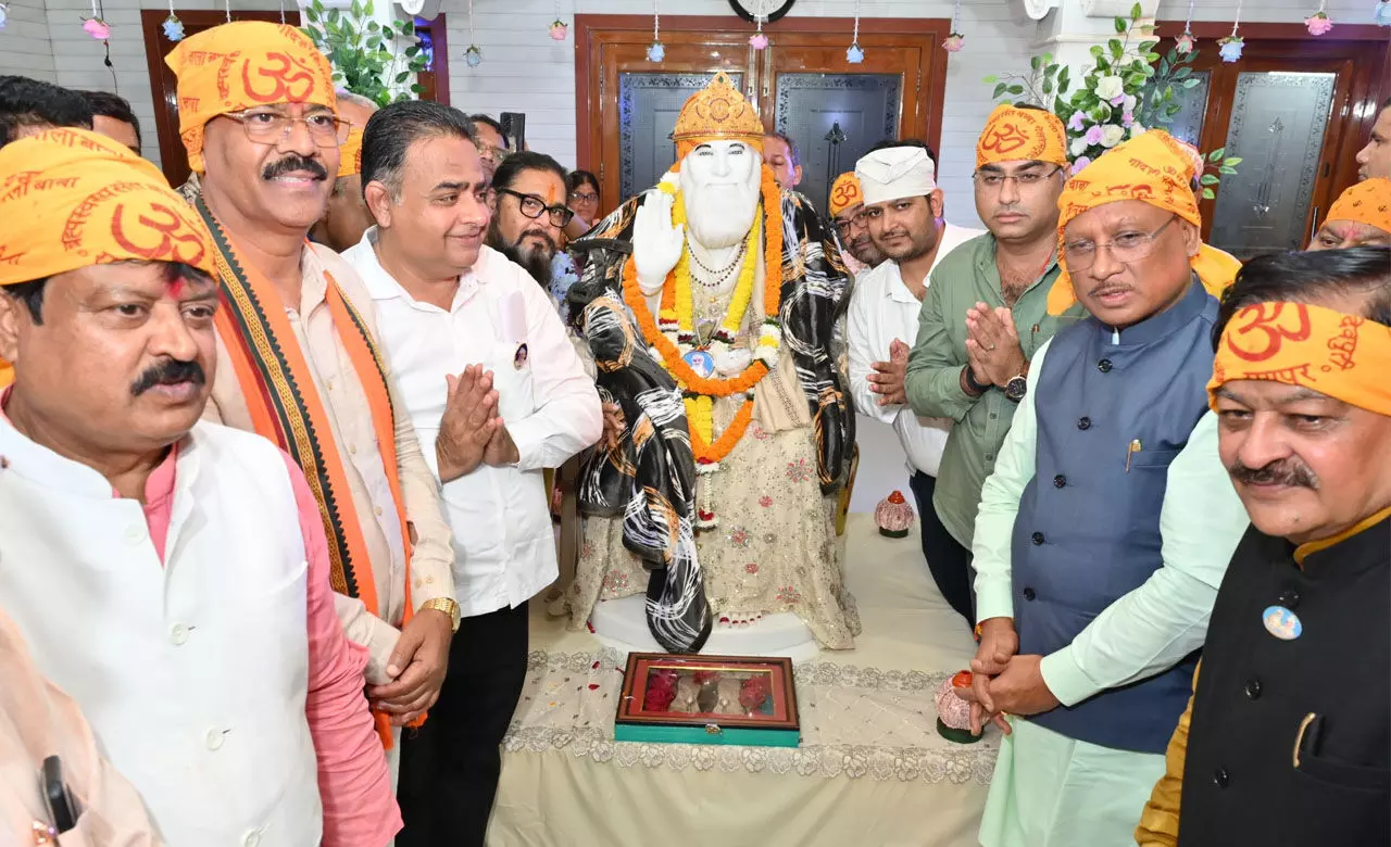 CG News: CM विष्णुदेव संत बाबा हरदास राम साहिब की बरसी महोत्सव में हुए शामिल, गोदड़ीवाला धाम पहुंचे मुख्यमंत्री