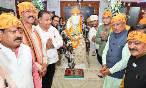 CG News: CM विष्णुदेव संत बाबा हरदास राम साहिब की बरसी महोत्सव में हुए शामिल, गोदड़ीवाला धाम पहुंचे मुख्यमंत्री