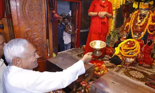 Bihar News :  राज्य के सुख-शांति की कामना लिए मुख्यमंत्री नीतीश कुमार ने की माँ शीतला की आराधना