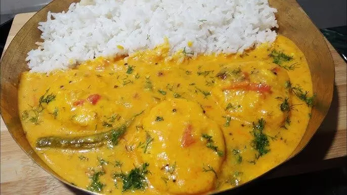 Chattisgarhi Salaga Bada Kadhi Recipe : दशहरा स्पेशल आज रात डिनर में बनाये सलगा बड़ा कढ़ी, उड़द दाल की ये रेसिपी एक बार खाएंगे फिर हमेशा यही बनाएंगे