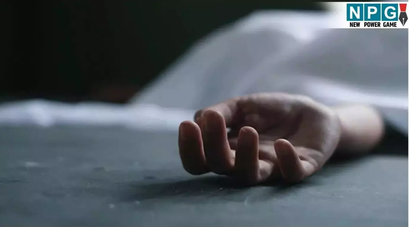 CG Crime News: CG में सनसनीखेज वारदात! कमरे में... ... CG Top News Hindi: छत्तीसगढ़ के इन शिक्षकों पर गिरेगी गाज! कोंडागांव जिले में नाबालिग से दुष्कर्म, पीड़िता हुई गर्भवती , पढ़ें CG Top News Hindi