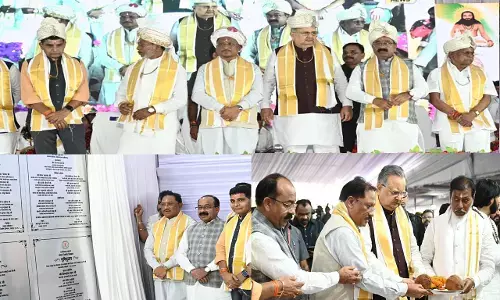 CG News: मुख्यमंत्री विष्णुदेव भंडारपुरी धाम में आयोजित गुरु दर्शन एवं संत समागम मेला में हुए शामिल, 162 करोड़ रुपए से अधिक की राशि के 16 विकास कार्यों का किया भूमिपूजन