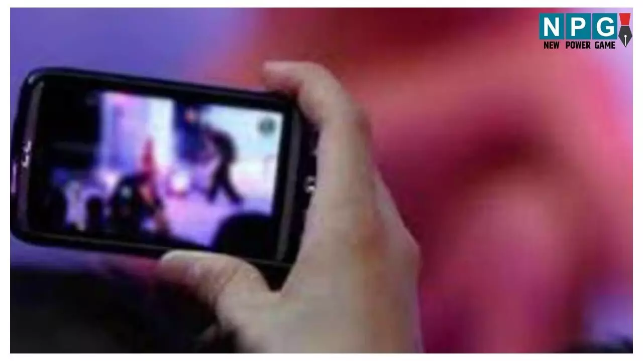 CG Crime News: बॉयफ्रेंड ने AI से बनाया गर्लफ्रेंड का अश्लील वीडियो, वायरल करने की धमकी देकर वसूले 8 लाख, फिर जो हुआ सुन रह जायेंगे दंग