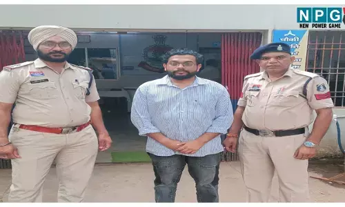 CG Fraud News: 38 लाख की कार, 40 लाख का मोबाइल... शेयर मार्केट में निवेश के नाम पर करोड़ों की ठगी करने वाला आरोपी गिरफ्तार, जानिए पूरा मामला