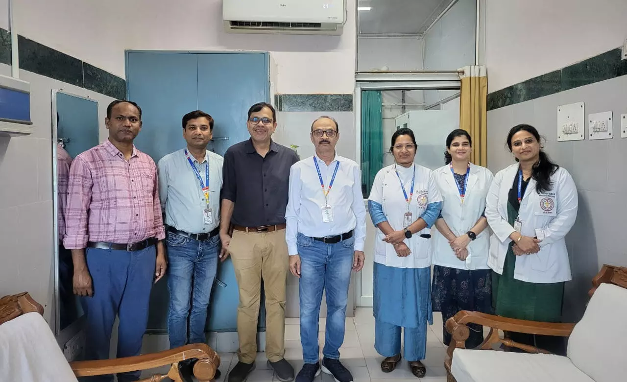 CG News: कैंसर के चौथे स्टेज पर था बुजुर्ग, सिम्स के डॉक्टरों ने सर्जरी कर दिया नया जीवन...